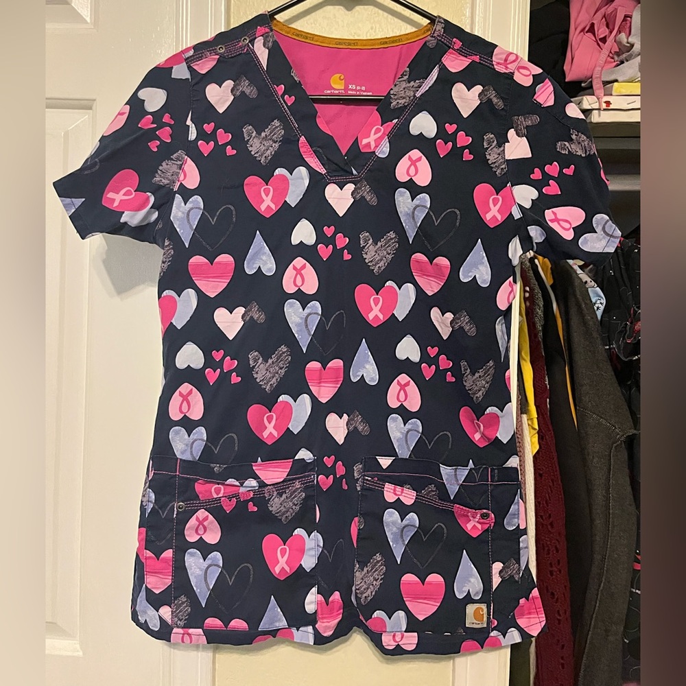 Scrub top